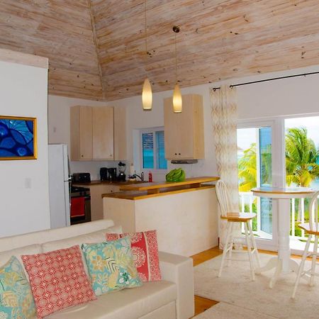 Ocean View Cottage - At Orange Hill Nassau Eksteriør billede